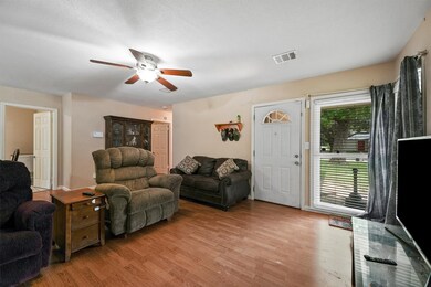 1215 Courtney St, Richmond, TX 77469 - photo 5