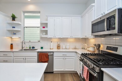 4310 Marina St unit B, Houston, TX 77007 - photo 7