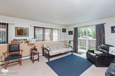 04-Living Room MS_3599