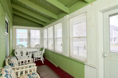 89 Maynard St, Springfield, MA 01109 - photo 4