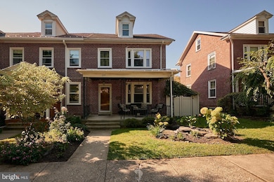 394 Pine St, Reading, PA 19611 - photo 3