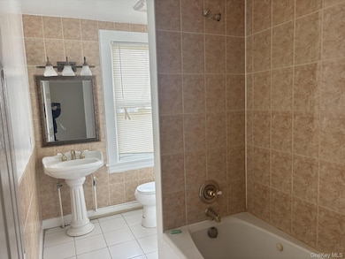 9 Myrtle St unit 2, White Plains, NY 10606 - photo 3