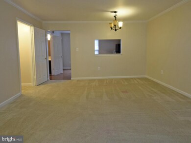 15009 Bridgeport Dr unit X, Dumfries, VA 22025 - photo 7