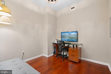 Shirlington Village Condominiums unit 714, Arlington, VA 22206 - photo 4