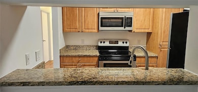 11901 4th St N unit 9107, Saint Petersburg, FL 33716 - photo 5