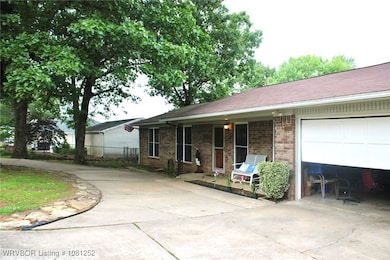 8436 Sebastian Lake Dr, Hackett, AR 72937 - photo 3