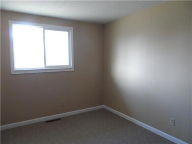 3870 Briggs Rd, Columbus, OH 43228 - photo 5