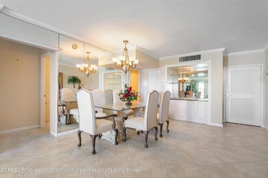 Dining Room w/ Dry Bar & Storage