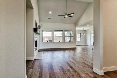 101 Magnolia Dr, Azle, TX 76020 - photo 5