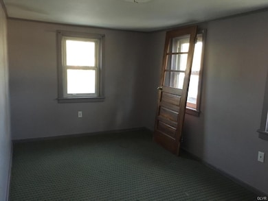 2212 Hillside Rd, Slatington, PA 18080 - photo 6