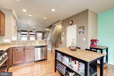 3028 Chinkapin Oak Ln, Woodbridge, VA 22191 - photo 7