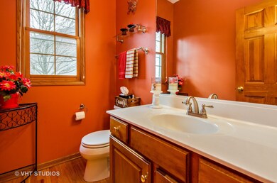 1305 Stonegate Rd, Algonquin, IL 60102 - photo 3