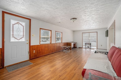 135 Green Gable Rd, Niles, MI 49120 - photo 2