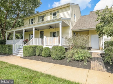 18623 Calumet Ln, Bluemont, VA 20135 - photo 2