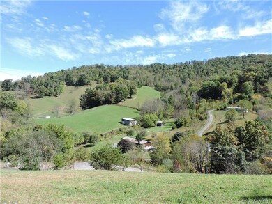 70 Southern Comfort Dr, Burnsville, NC 28714 - photo 3