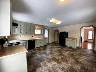 4 Hill St, Littleton, NH 03561 - photo 4