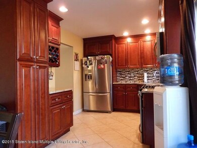 82 Arrowood Ct unit 594, Staten Island, NY 10309 - photo 6