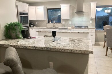 12234 Kimberley Ln, Houston, TX 77024 - photo 5