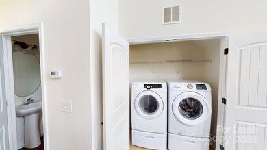 4602 Craigmoss Ln, Charlotte, NC 28278 - photo 6