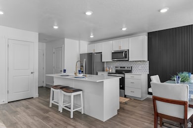 8596 W Bowie Dr, Magna, UT 84044 - photo 4