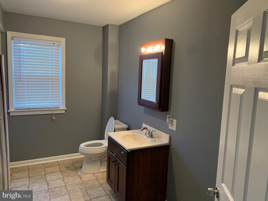 530 Gilmore St, Vineland, NJ 08360 - photo 3