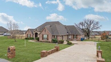 6724 E 87th St N, Owasso, OK 74055 - photo 2