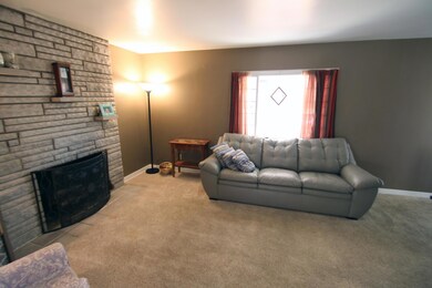 2668 Bernadette Rd, Columbus, OH 43204 - photo 3