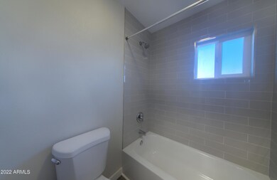 2230 E Brill St unit 4, Phoenix, AZ 85006 - photo 5