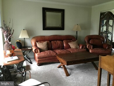 1100 E Pebblebrook Dr, Greencastle, PA 17225 - photo 3