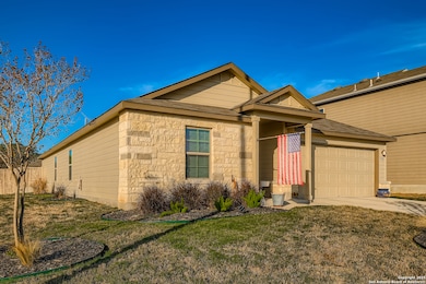 1100 River Wood, Seguin, TX 78155 - photo 2