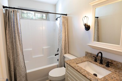 07- Guest Bathroom