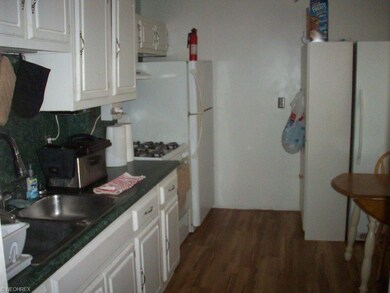 2037 E 30th St, Lorain, OH 44055 - photo 5