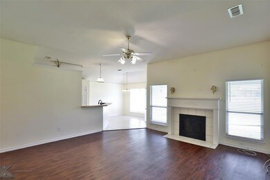 4433 Cole Dr, Abilene, TX 79606 - photo 2