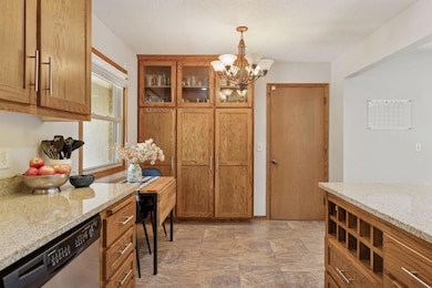 3981 Zealand Ave N, New Hope, MN 55427 - photo 6