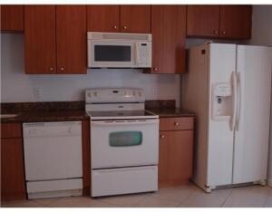 2225 Oakmont Dr, Riviera Beach, FL 33404 - photo 2