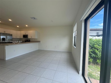 11325 W 34th Way, Hialeah, FL 33018 - photo 4