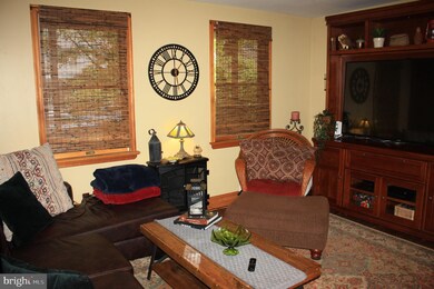 20 Rowland St, Palmyra, NJ 08065 - photo 3