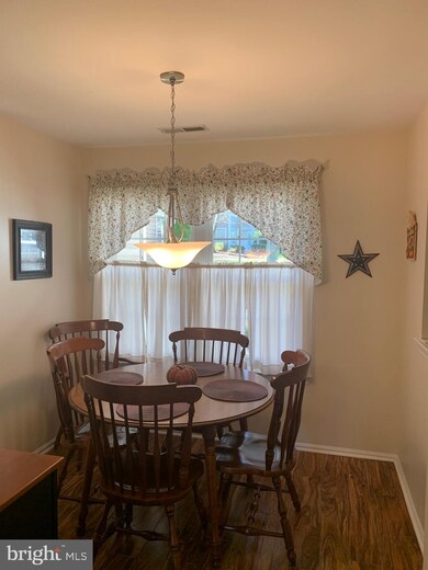 377 Radford Ct, Glen Mills, PA 19342 - photo 6