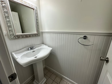 926 Quinnipiac Ave unit 1, New Haven, CT 06513 - photo 3