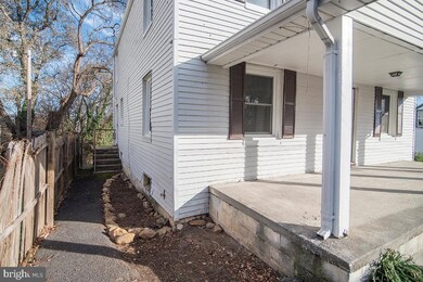 1335 Warren Ave, Front Royal, VA 22630 - photo 4