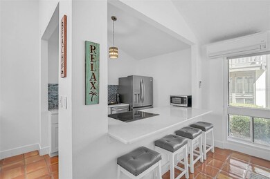 800 S Blvd of Presidents unit 12, Sarasota, FL 34236 - photo 7