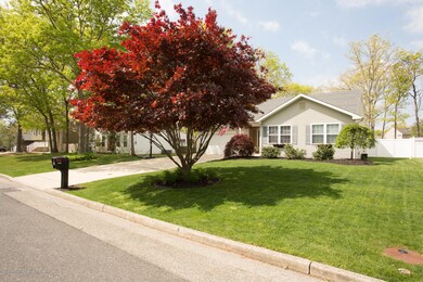 129 Gunwale Rd, Manahawkin, NJ 08050 - photo 4