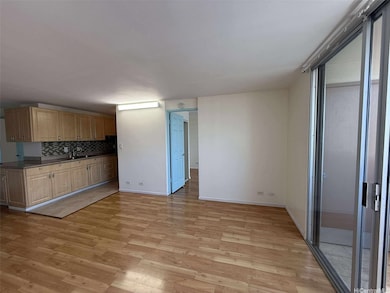 Lakeview Royal unit 905, Honolulu, HI 96818 - photo 6