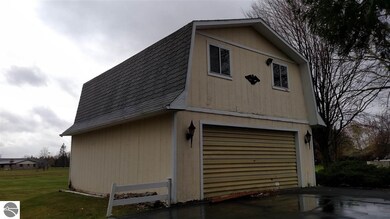 204 E Michigan Ave, Au Gres, MI 48703 - photo 7