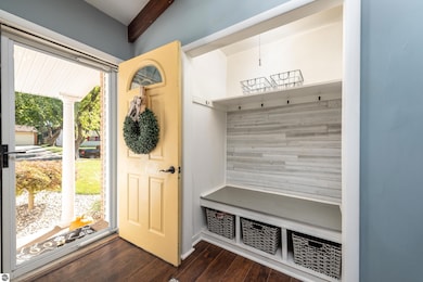 205 Westview Dr, Alma, MI 48801 - photo 6