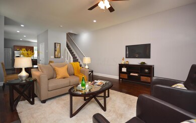 Living Room (3)