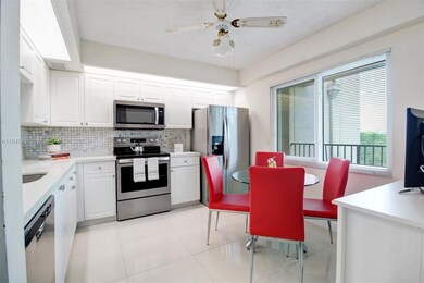 1110 SW 125th Ave unit 408M, Pembroke Pines, FL 33027 - photo 2
