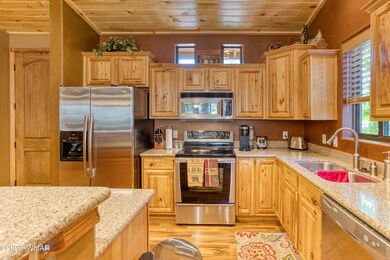 003_Kitchen