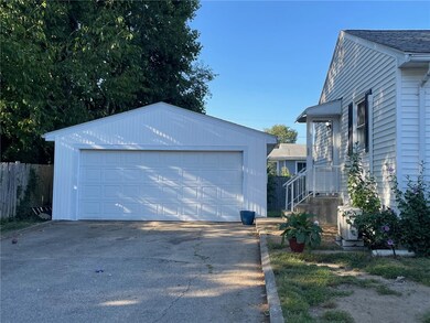 95 Dallas Ave, Warwick, RI 02889 - photo 5