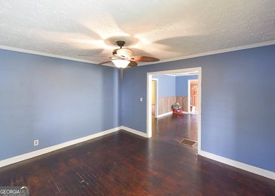 3049 Cloverhurst Dr, Atlanta, GA 30344 - photo 5